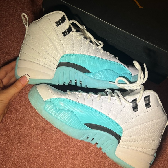 Air Jordan 12 Retro Light Aqua Shoes - Picture 4 of 9